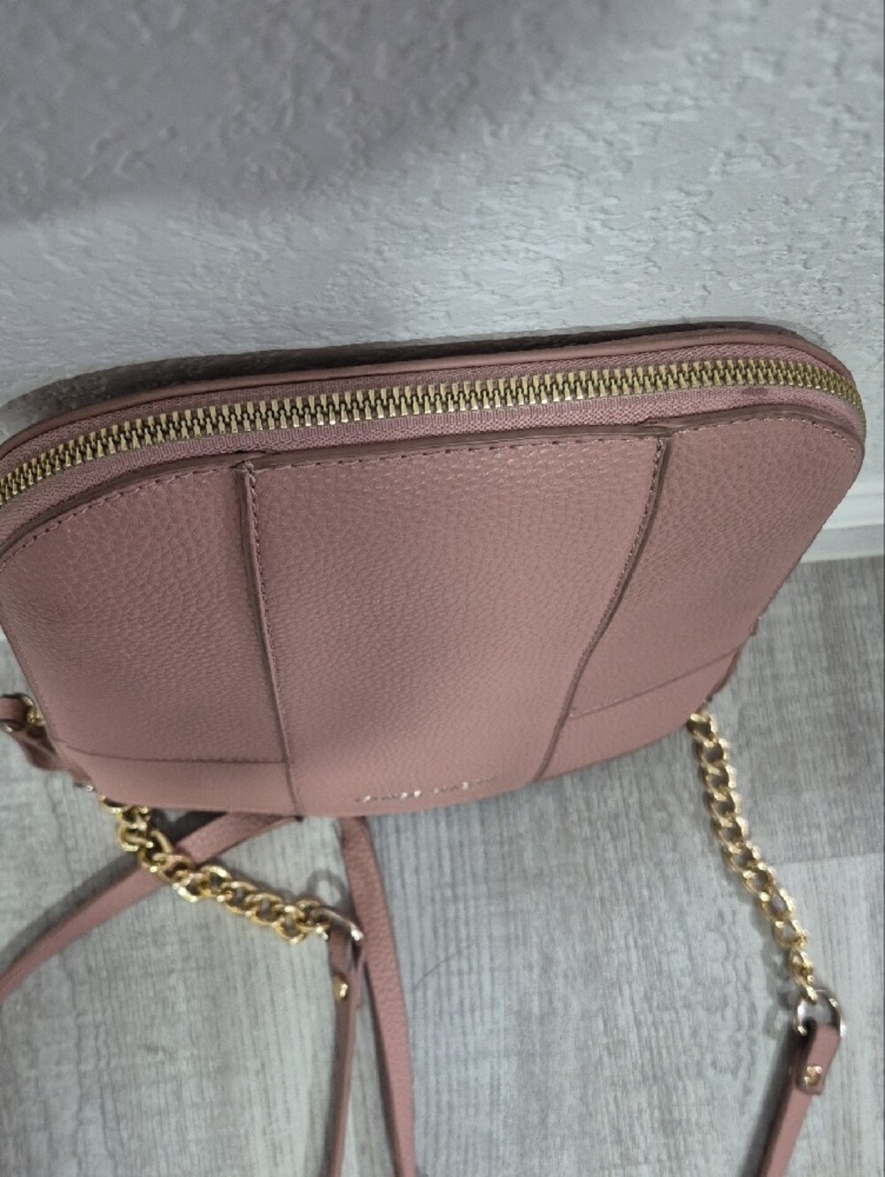 Alexis Bender Dusty Rose Pebbled Leather Crossbody Bag with Gold Chain - Picture 10 of 10